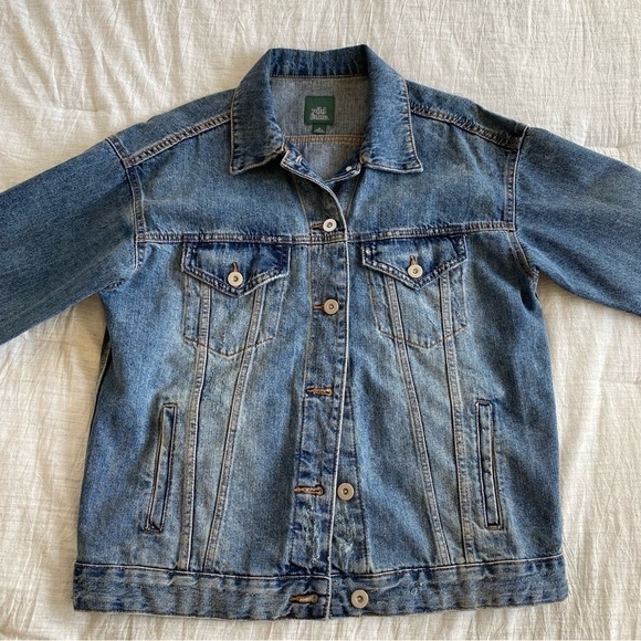 Wild Fable Oversized Denim Shirt Jean Jacket 100% cotton Sz XS Casual Work Fall - Picture 5 of 8